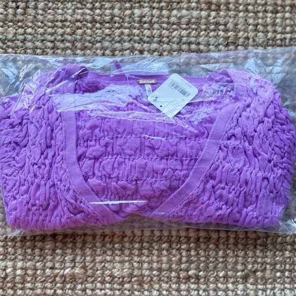 NEW Free People Scrunchy Shrug - Picture 6 of 8